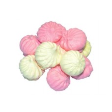 Meringues airy colored